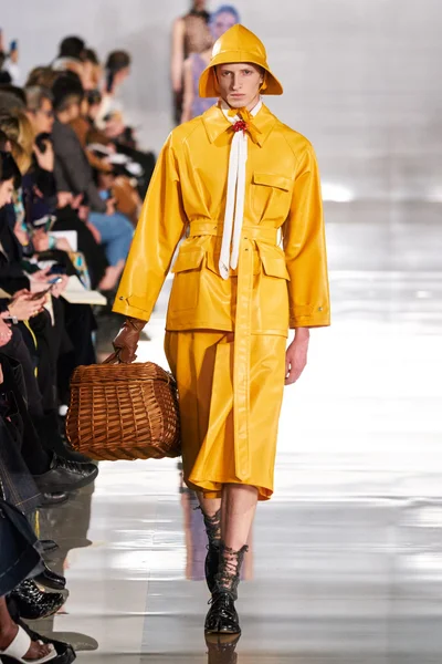Look 41